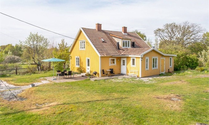 Sturko Chalet De Esquí | Welcome to this fantastic summer house located on Tjurkö in the Blekinge archipelago. SE03018