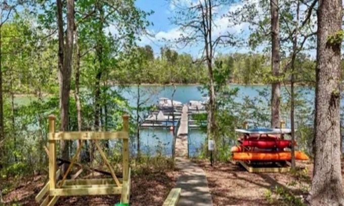 Keowee Condominio | Welcome to “Tiger Haven” 4 Bed 4 Bath Ultimate Clemson Condo Lake Hartwell