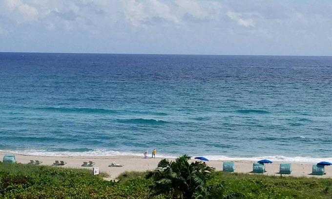 Palm Beach Shores Condominio | Bienvenido a su playa privada!