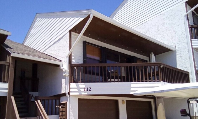 Navarre Casa | Welcome to Your New "HAPPY PLACE" on your Island get away!