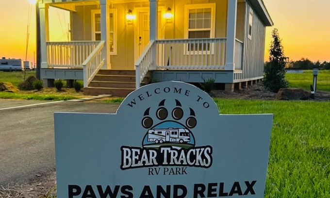 Lucedale Cabaña | Welcoming cottage with AC in charming Lucedale