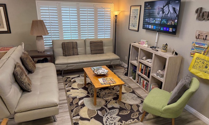 Carpinteria Condominio | Welcoming One Bedroom Ground Floor condo with WiFi in charming Carpinteria
