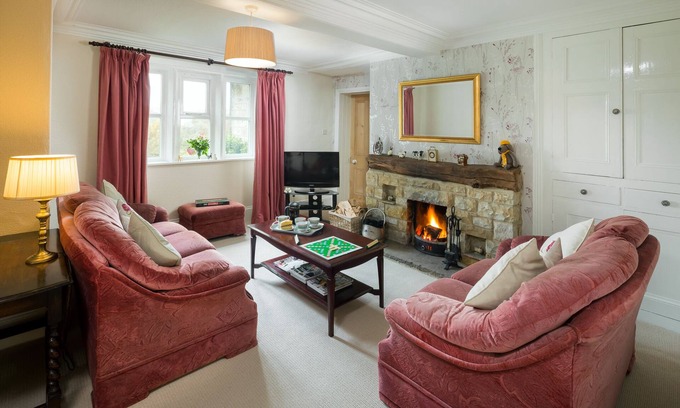 Blubberhouses Otro | Well appointed cottage on a working hill farm