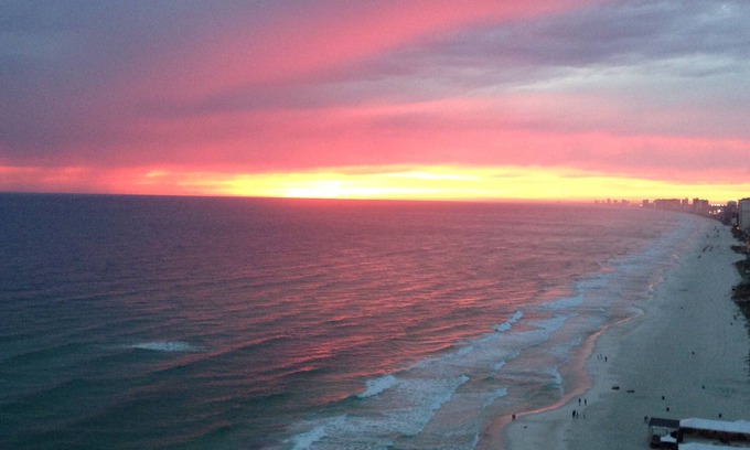 Lower Grand Lagoon Condominio | Bien equipado para condominios familiares. Sillas de playa incluidas