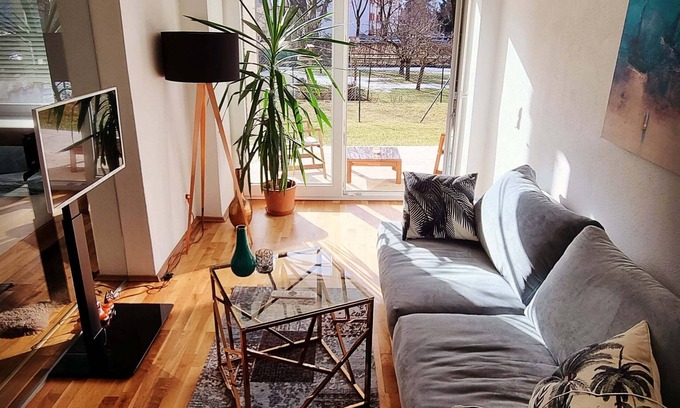 Klagenfurt am Woerthersee Apartamento | Well-maintained design apartment in a villa location