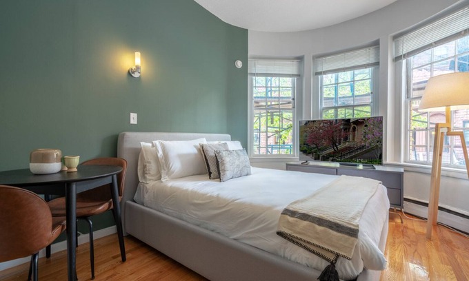 Prudential - St. Botolph Apartamento | Well-Situated South End Studio w/ W/D near T Stops