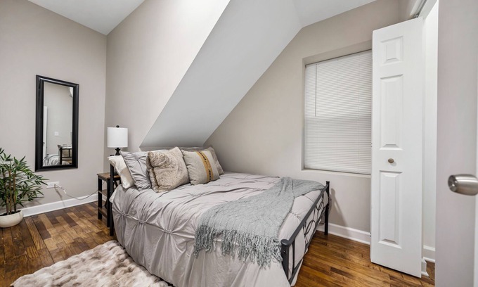 Berwyn Apartamento | Where comfort begins- 2 bedrooms apartment, 15 min from Chicago