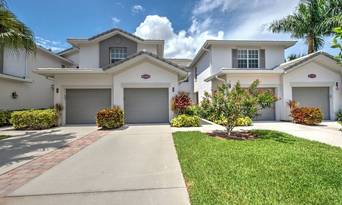 Whisper Trace Condominio | Whisper Trace at Fiddlers Creek - 2 Bedroom Coach Home.