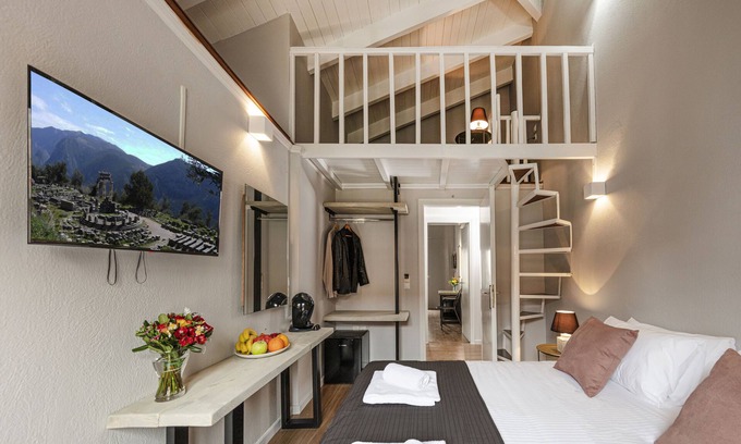 Arachova Hotel | White Hills Suites & Spa