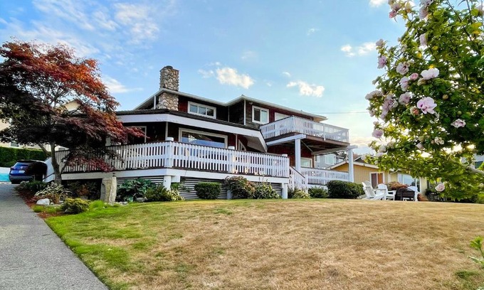 Blaine Casa | Whitehorn Cottage