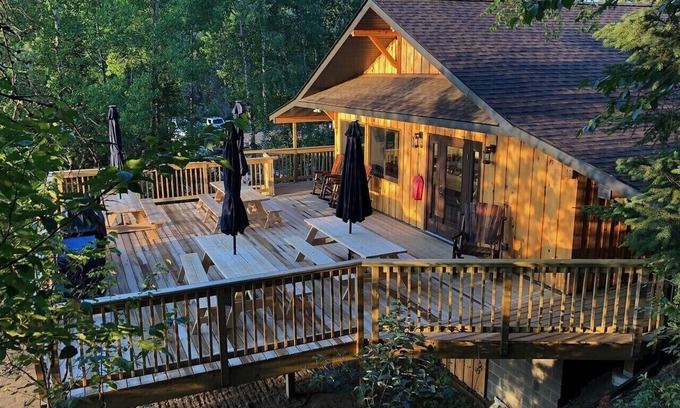 Grand Marais Cabina | ¡Toda nueva marca Saganaga Lodge!