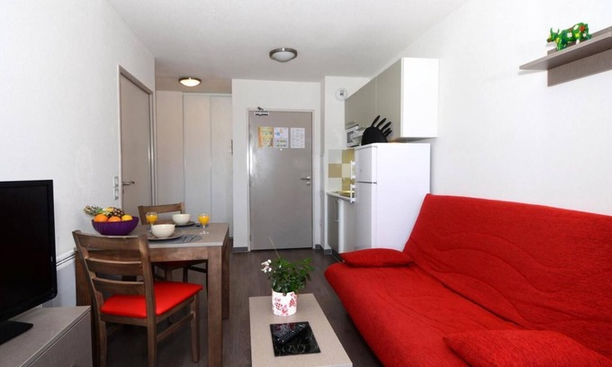 Les Angles Apartamento | Wifi, 300m del centro estación, fitness, piscina, terraza, balcón, tv, local para esquís, 27m²