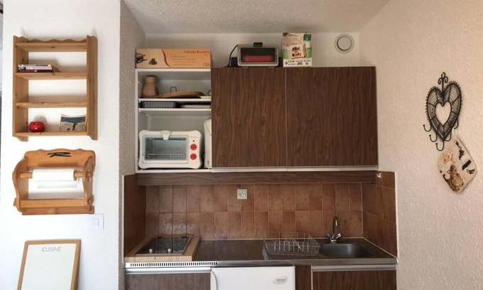 Correncon-en-Vercors Apartamento | Wifi, ski-in/ski-out & foot of the slopes, 4th floor, balcony, tv, 32m², Villard de Lans