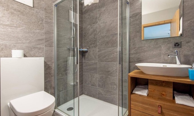 Vercorin Apartamento | Wifi, al pie de las pistas de esquí, sauna, hammam, terraza, balcón, tv, local para esquís, 35m²