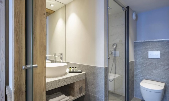 Les Houches Apartamento | Wifi, vista montaña, fitness, piscina, balcón, parking, tv, local para esquís, 55m², Les Houches