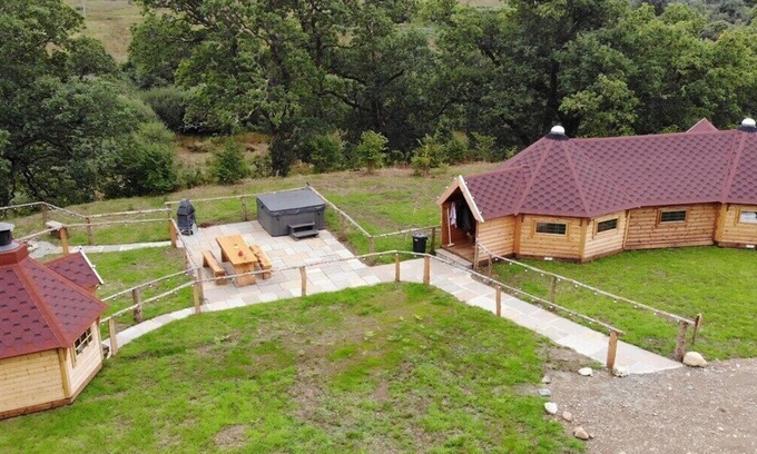 Lochgilphead Cabina | Wildcat Lodge - Luxurious log cabin in Argyll