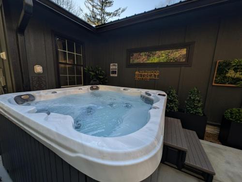 Altamont Casa | Wildwood Retreat Cabin