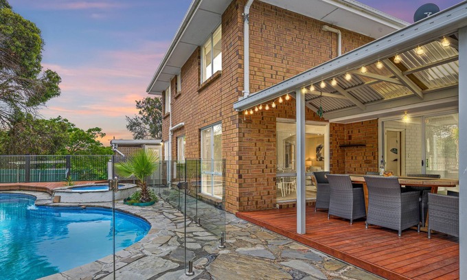 Port Willunga Casa | Willi ~ Port Willunga - I am home to sun-kissed noses, salty hair & sweet dreams