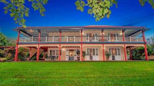 Yungaburra Cama Y Desayuno | Williams Lodge