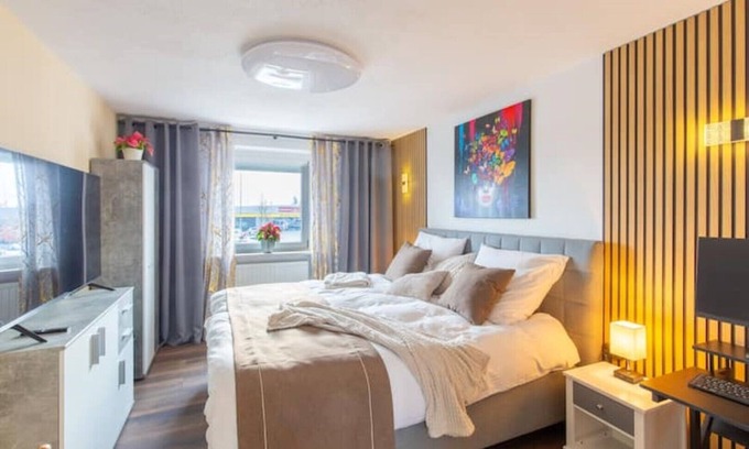 Straubing Apartamento | Willkommen bei / G.A.D.D / Ferienwohnung Glück an der Donau