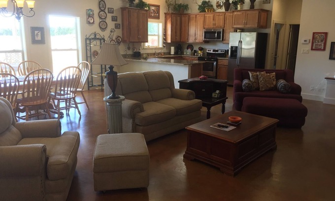 Fredericksburg Casa | Willow Knoll 2 Texas