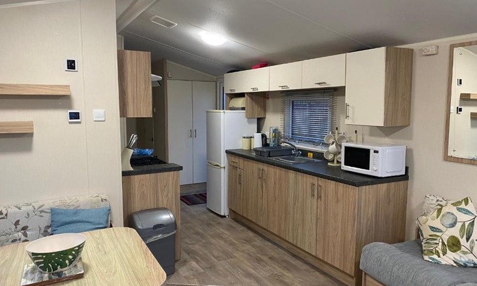 Crowle Otro | Willow Lodge