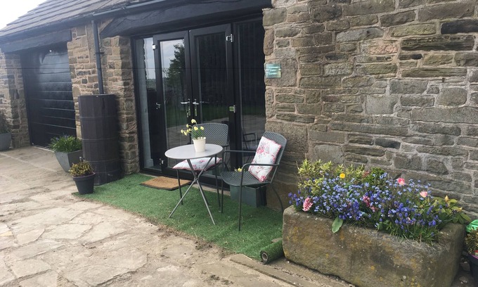 Hoylandswaine Casa | Windy Bank Hall - Holiday Home