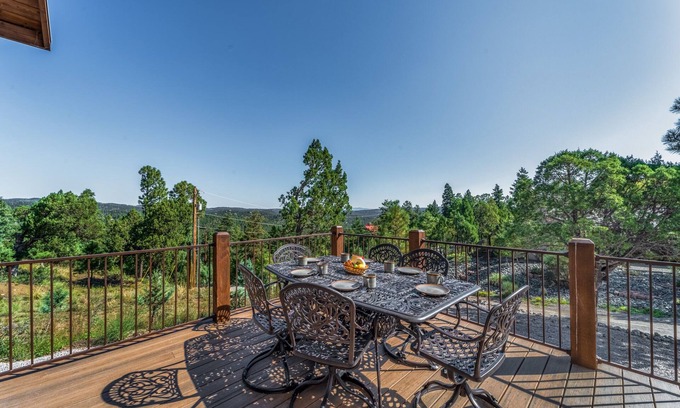 Ruidoso Cabina | Wine Top | Luxury Cabin, Private Hot Tub!