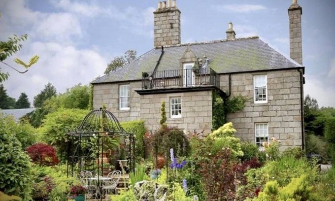 Netherley Casa | Wing of prestigious Scottish Georgian Mansion House