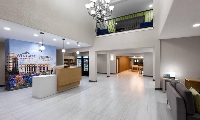 Southwood Valley Hotel | Wingate by Wyndham College Station South