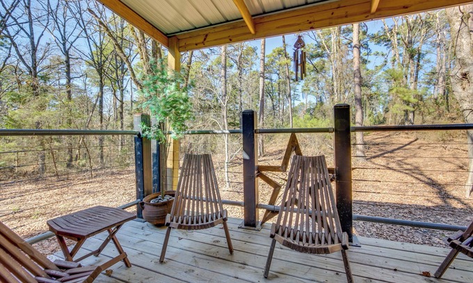 Winnsboro Cabaña | Winnsboro Tiny House w/ Trails, Yard Games & More!