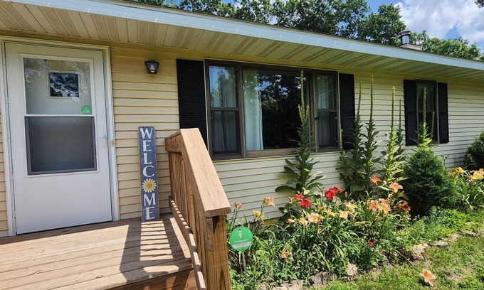 Adams County Casa | Wisconsin Dells Family Getaway en el '100 Acre Woods'!
