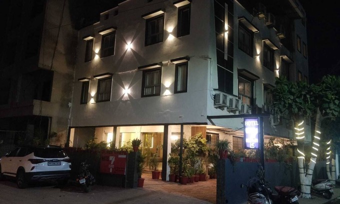 Rau Hotel | Wishotel Xpress 7 Eleven