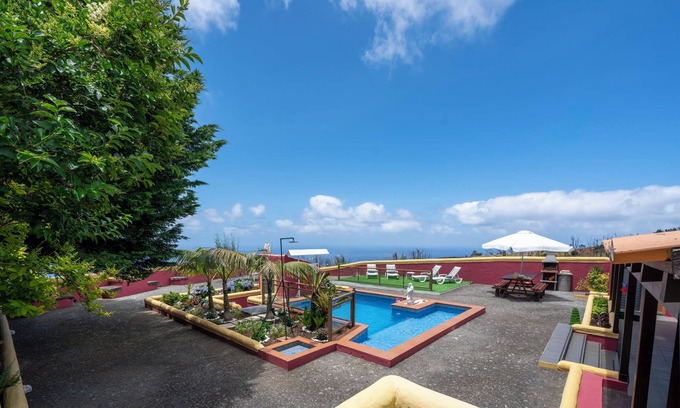 Lombada Velha Casa | With pool and barbecue - Villa Roque