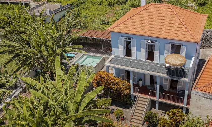 Sao Pedro Villa | With secret garden and pool - Villa Quebra Costas
