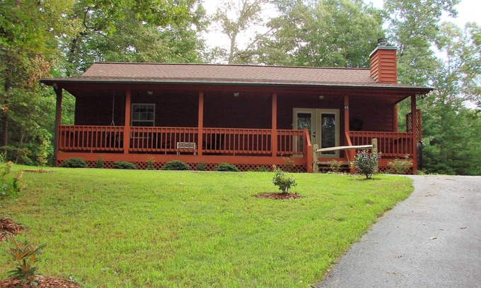 Murphy Cabina | Wodhaven - 2 Bedroom one level cabin