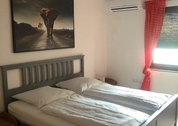 Neudorf-Sud Apartamento | Wohnen auf Zeit