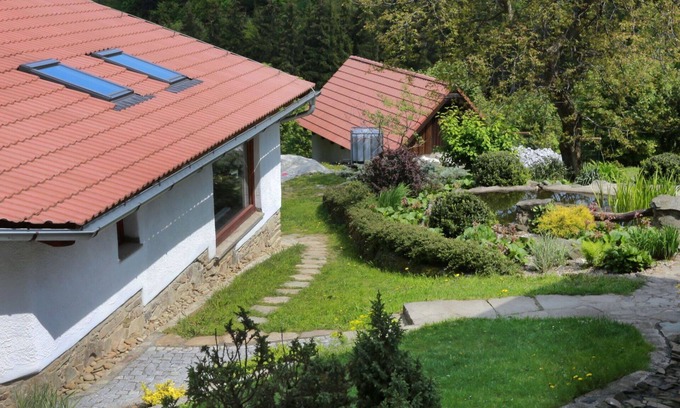 Lhotka Casa | Estupenda casa de vacaciones privada para 12 personas con WIFI, TV, terraza y vista panorámica