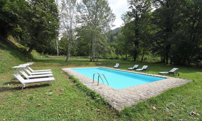 Coreglia Antelminelli Casa | Maravillosa casa de vacaciones privada con piscina privada, WIFI, TV y mascotas permitida