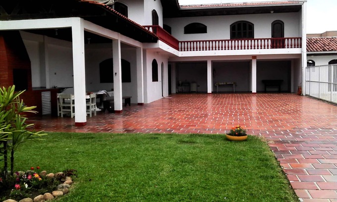 Pontal do Parana Casa | Wonderful / 3 Suites / Pool Two Lands \ WI FI \ Air Cond.- Pontal do Pr