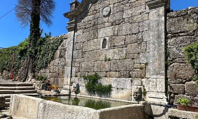 Sortelha Cama Y Desayuno | Casa da Cerca Tourism or Holidays in the Charming Village of Portugal