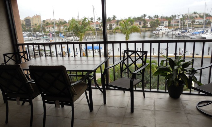 Burnt Store Marina Condominio | Wonderful condo, fabulous view overlooks Marina - Month stay discount