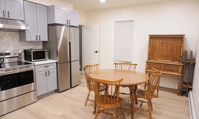 Malden Casa | Wonderful Newly Renovated 2bd/2ba in Malden