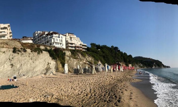 Byala Apartamento | wonderful one bedroom appartment first line to the sea