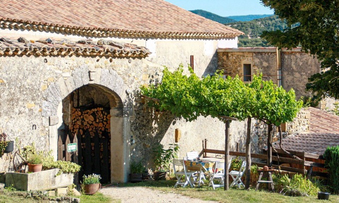 Roche-Saint-Secret Villa | Preciosa casa de vacaciones privada con WIFI, TV, mascotas permitida y vista panorámica