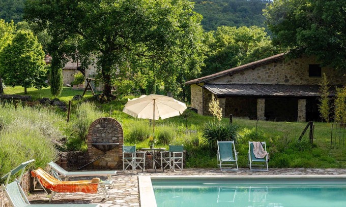 Arcidosso Villa | Maravillosa casa de vacaciones privada para 16 personas con WIFI, piscina privada