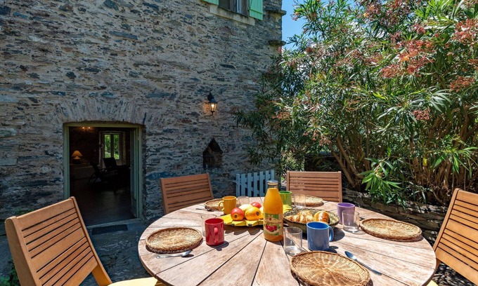 Penta-di-Casinca Casa | Estupenda casa de vacaciones privada para 8 personas con A/C, WIFI, patio y vista panorámica