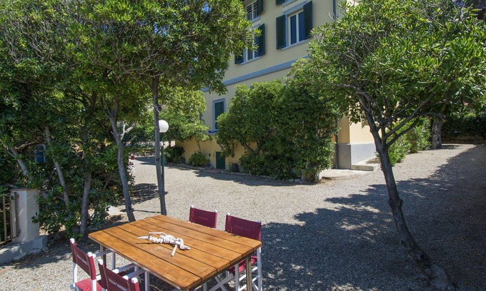San Piero a Grado Villa | Preciosa casa de vacaciones privada para 9 personas con WIFI, TV, patio y mascotas permitida