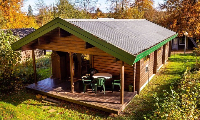 Bad Arolsen Casa | Preciosa casa de vacaciones privada para 4 personas con WIFI, TV, terraza y mascotas permitida