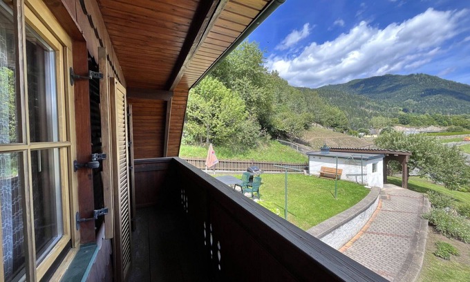 Niederwolz Casa | Estupenda casa de vacaciones privada para 6 personas con WIFI, TV, terraza y mascotas permitida